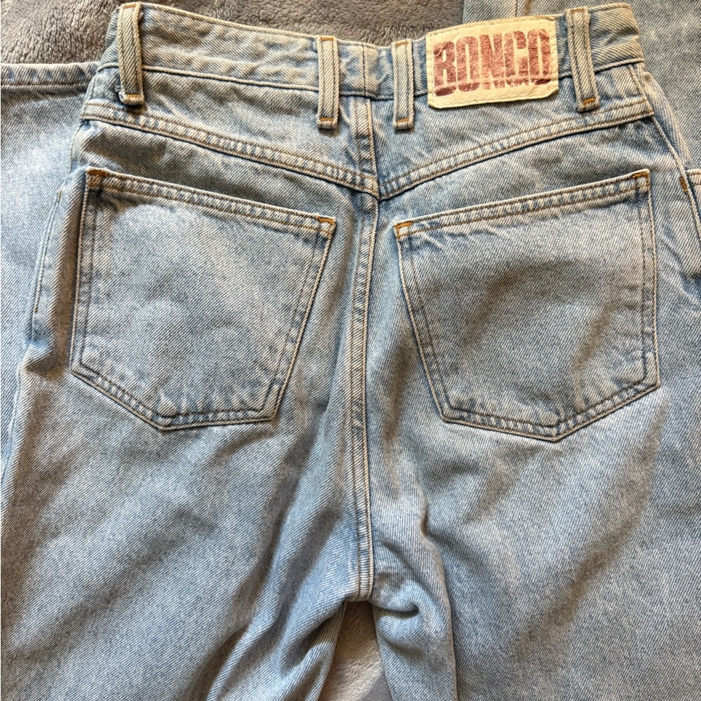 Women’s Light Blue Jeans